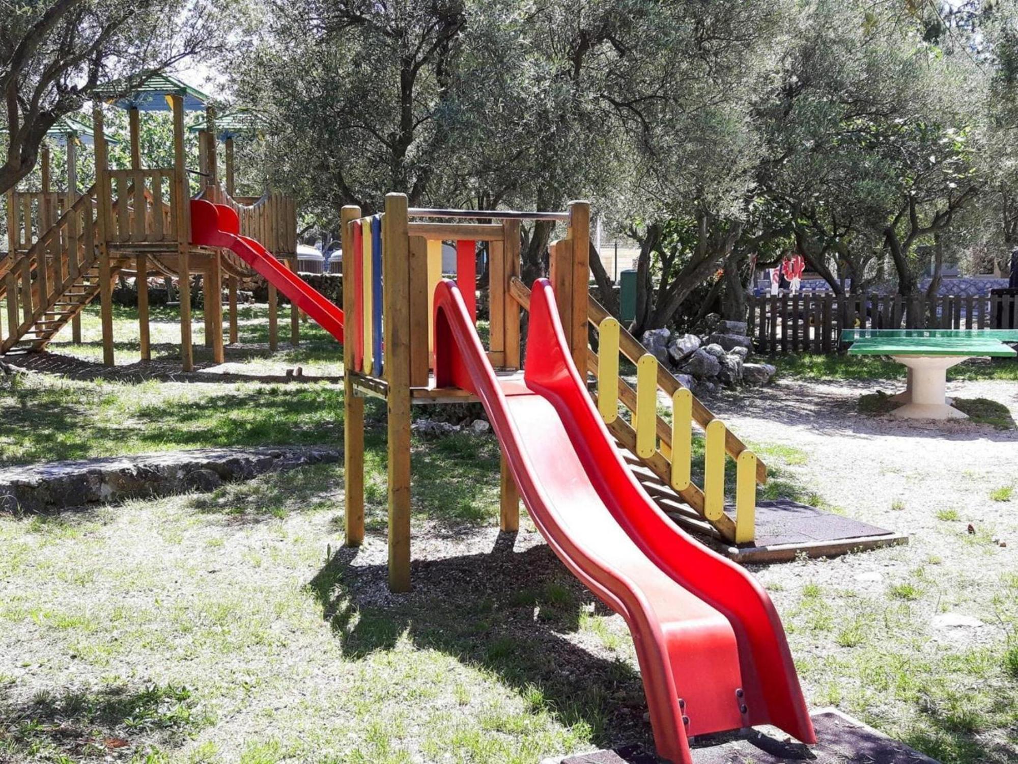 Mobile Homes In Camp Kovacine, Cres, With Long Pebble Beach Εξωτερικό φωτογραφία